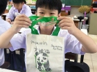 กิจกรรมศิลปะการเพ้นท์กระเป๋าแบบจีน สำหรับนักเรียนระดับชั้นปร ... Image 18